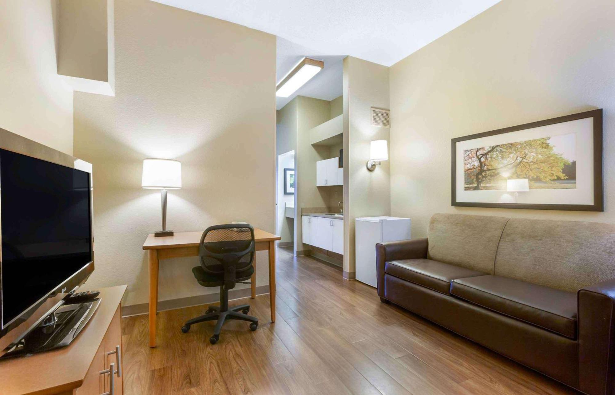 Extended Stay America Suites - Findlay - Tiffin Avenue Bagian luar foto